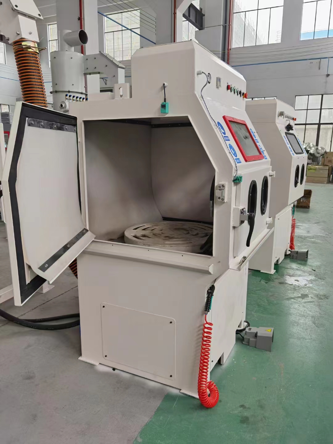 淮北移动式抛丸机的工作原理?